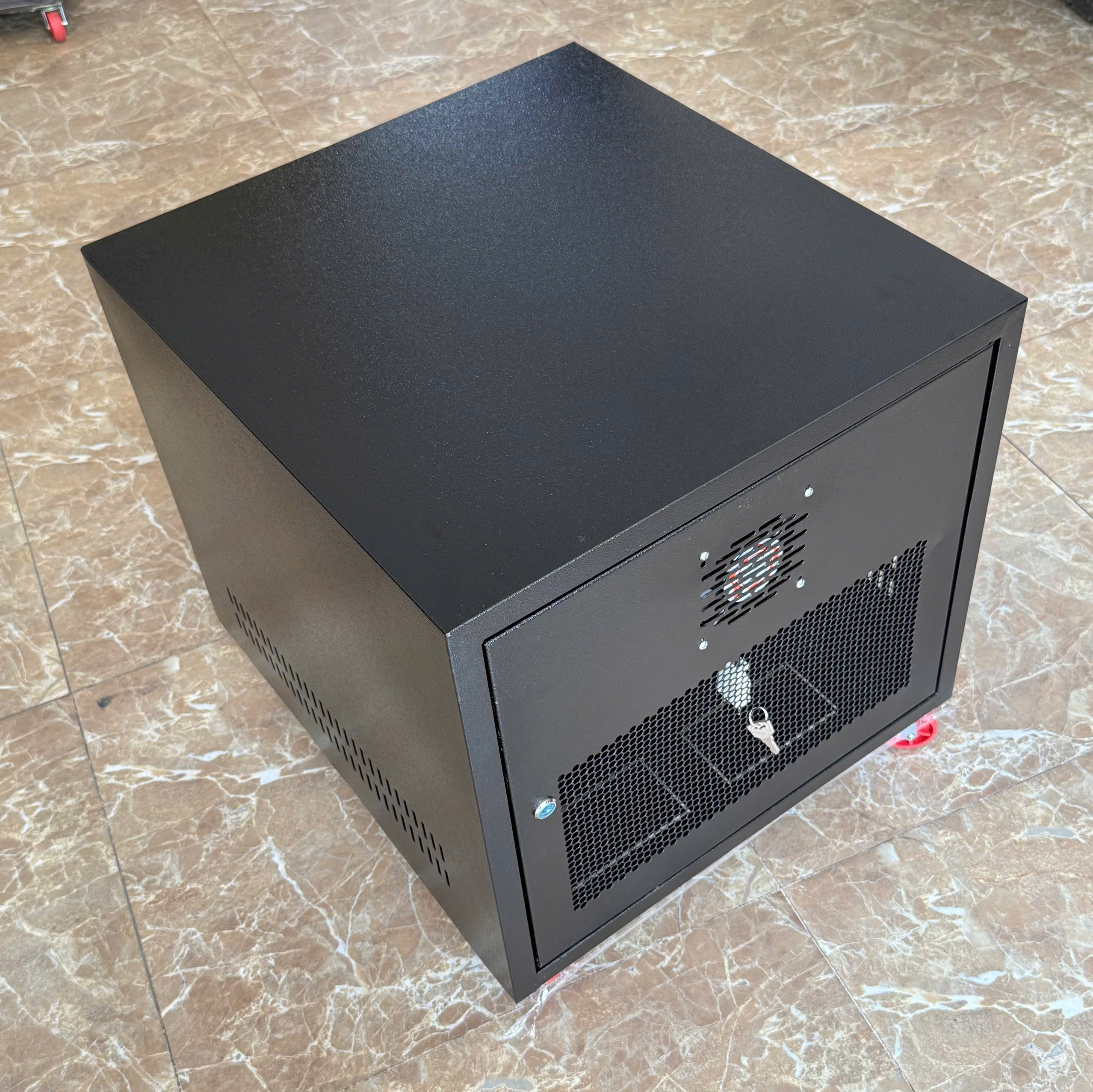 Tủ mạng, tủ rack 10U sâu 600 màu ĐEN hiệu AnRack, mã AR-1060XFIN